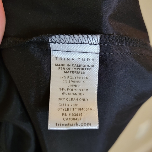 Little Black Dress Trina Turk Laser Cut Shift Dress - Picture 6 of 9